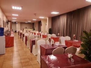 فندق تاج الذهبية Taaj Alzahabiya Hotel - Al Rawda