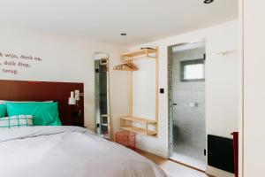 Bumblebee Cabin met privé sauna & vuurplaats