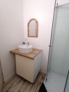 Appartements Appartement L-Hirondelle : photos des chambres