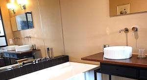 Maisons d'hotes La Martanne : photos des chambres