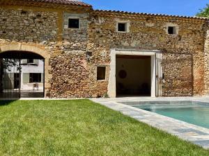 B&B / Chambres d'hotes Suites de Bruoux : photos des chambres