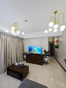 Cozy Corner at Manhattan Heights Tower B 2BR ,2BA Amazing View