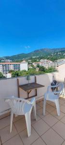 Appartements Bright Rooftop F3 Terrace Sea & Mountain View : photos des chambres