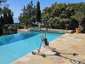 Villa avec piscine privée, climatisation et parking, proche plages aux Issambres - FR-1-768-108