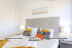 #283 Palmeira Gale by Home Holidays