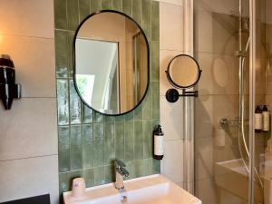 Hotels Hotel des quatre saisons : photos des chambres