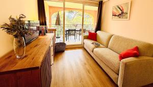 PINEDE PLAGE Vue mer accés direct à la plage de la Badine Clim Jacuzzi piscine