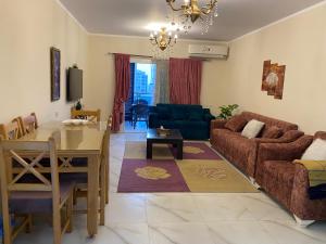 داون تاون العالمين الجديده