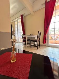 Appartements Studio avec Grand Balcon- Residence de Caractere : photos des chambres