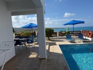 Villa Aqua Sunrise 1km From Beach With Sea Views