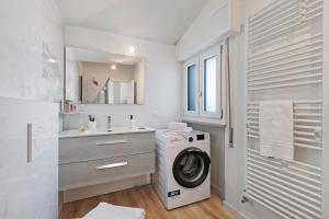 Matta Apartment 400m From The Lake - Happy Rentals