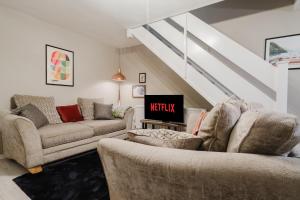 Quiet & Stylish 2-Bed House with Garden & Free Parking