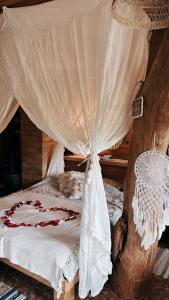 Pasakų namelis dviems su vaizdu į ežerą