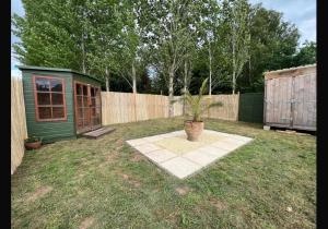 Hinton land glampsite