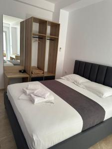 Hotel Esmerald Ksamil