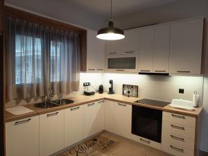 Kellys blooms & stone