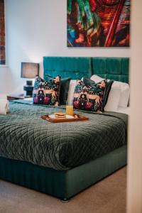 Luxury Two Bedroom Birmingham City Centre Apartment