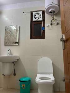 The Raveesh - 2BHK Fully Furnished Apartment J85