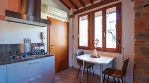 Santa Croce Historic Loft with a View