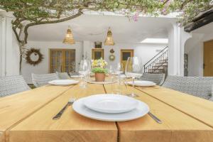 Villa La Scuderia I Unique Beachfront Villa img17
