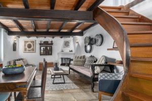 Tresor Boutique Home