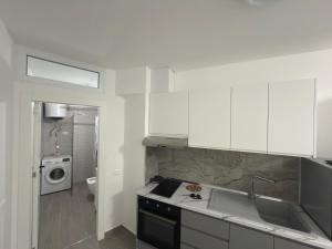 Rei Apartment 2