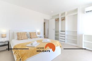 #171 Páteo 2 Flat by Home Holidays