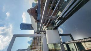 Bright 1BR top floor flat in Hoxton, 5 min tube