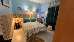 Villas villa vue mer avec piscine et jardin arbore : photos des chambres