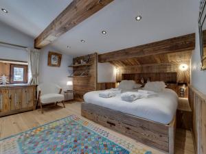Chalet skis aux pieds avec piscine et sauna à Val-dIsère - FR-1-567-126