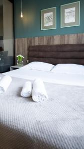 Kristal Center, Studio,near Artificial Lake