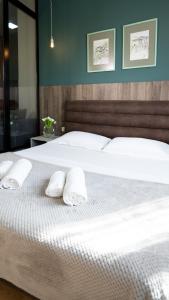 Kristal Center, Studio,near Artificial Lake