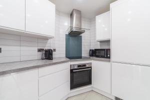 Bright 1BR top floor flat in Hoxton, 5 min tube