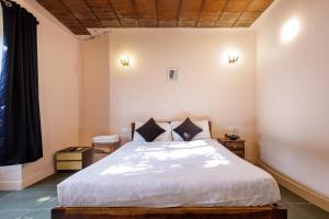 Rustic FarmPoolProjectorIFHA Nomination MMT