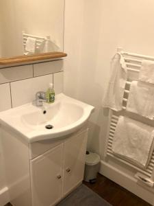 B&B / Chambres d'hotes Le Cerisier Saint-Barbant : photos des chambres