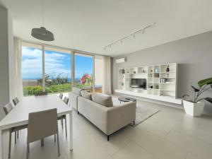 Mèla Twin Villa Green Coast