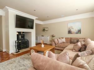 Meadow Manor And Spa