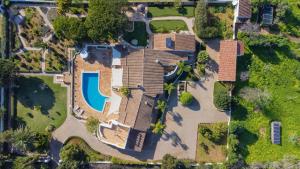 Spacious villa with sea view, tennis & golf garden #1963