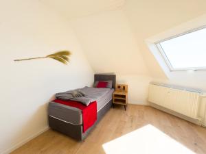 Serviceroom24 - Apartment 3 in Oberhausen WLAN - Smart-TV - 24-7 Check-in und Küche