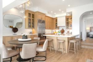 Kapalua Golf Villas 2 Free Rental Cars KBM Resorts Ocean View Luxury 2-bedroom Unit Kapalua Golf Villas 2 Units 3 Bedrooms ML-1215