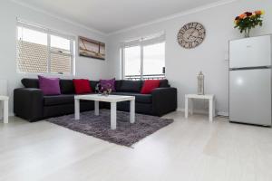 26 Manhattan Square - Table View Self Catering Apartment