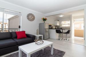 26 Manhattan Square - Table View Self Catering Apartment