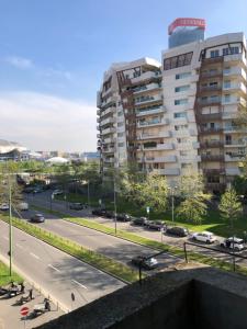 CityLife Apartment with a view