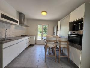 Maisons de vacances La Porte du Circuit - 8pers - Confort - Reve au Mans : photos des chambres