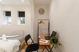 Stylish flat 10 mins from train, near Emirates & Camden