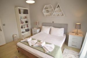 Nestoras Comfortable Stay - Private Parking