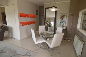 Nestoras Comfortable Stay - Private Parking