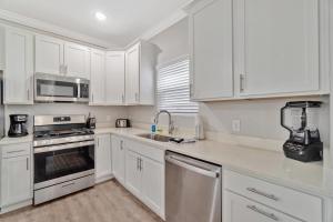 Romana Hideaway & Juliet Haven -Family Friendly, Downtown Pensacola!