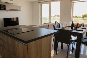 Sunset and Seaview Apartment No 3