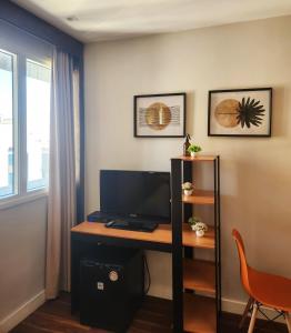 Flat aconchegante e completo